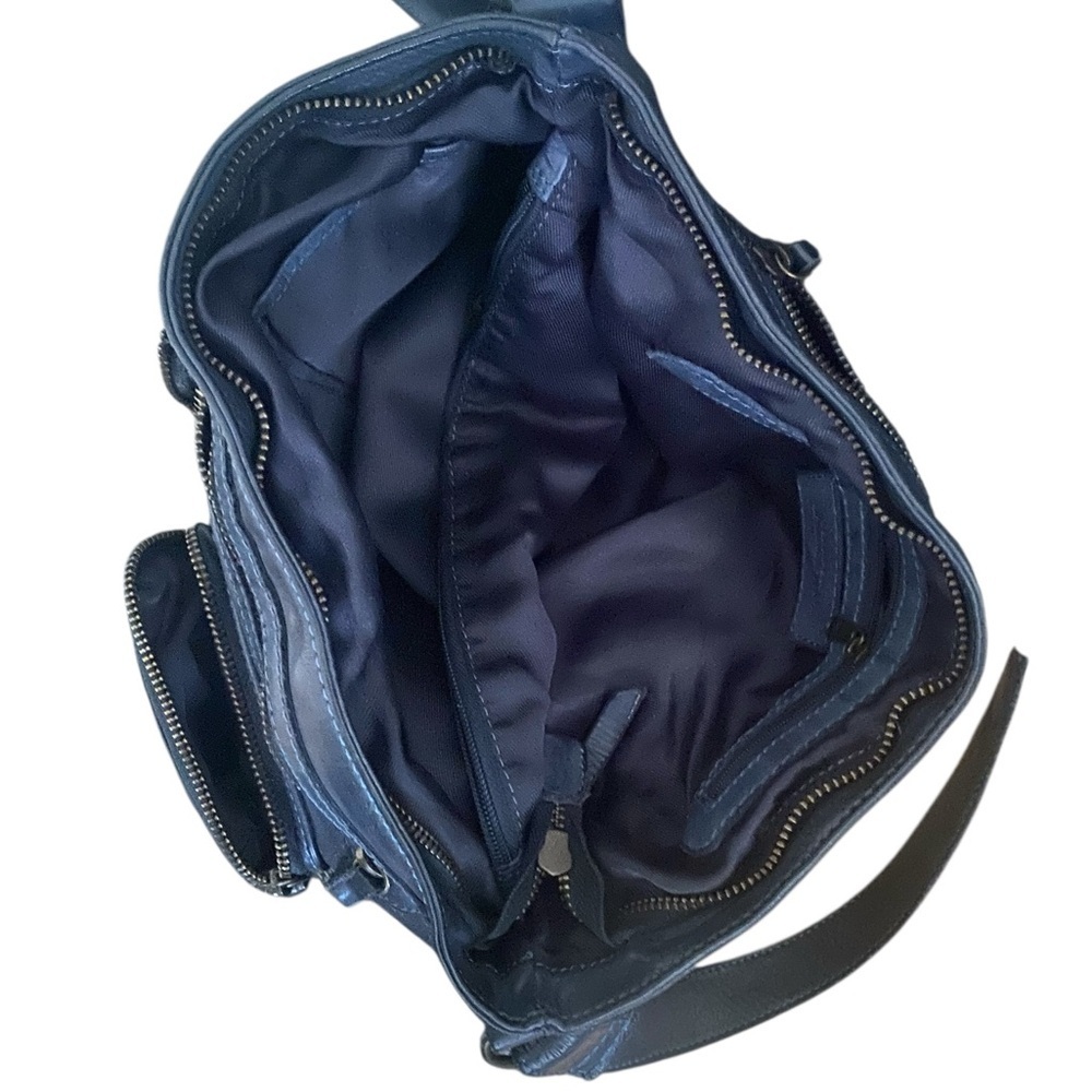 Blue Italian Leather Vera Pello-Blue Crossbody Bag With Slouchy Design View 2